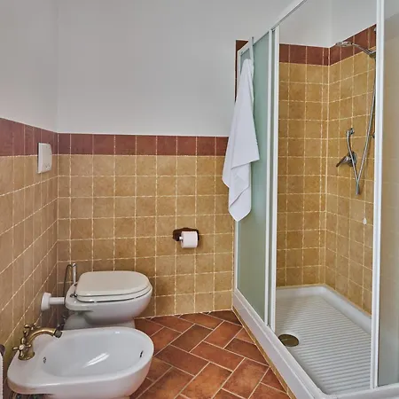 Madona Del Giglio By Mmega וילה