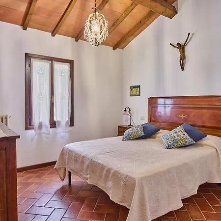 Madona Del Giglio By Mmega Agello