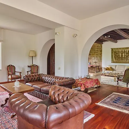 Madona Del Giglio By Mmega Agello