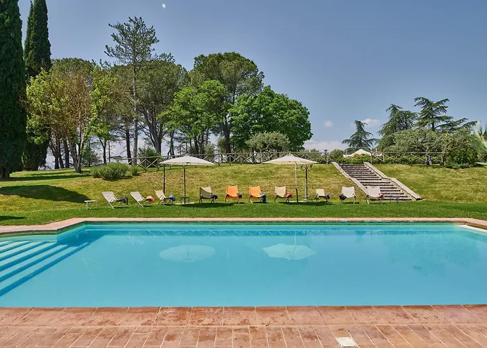 Madona Del Giglio By Mmega Agello