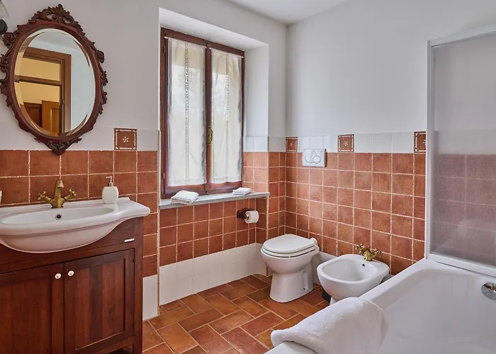 Madona Del Giglio By Mmega Willa